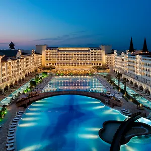 Titanic Mardan Palace Antália