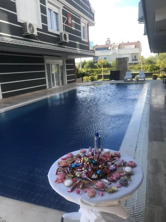 Avullar Palace Mit Pool In Анталья Турция