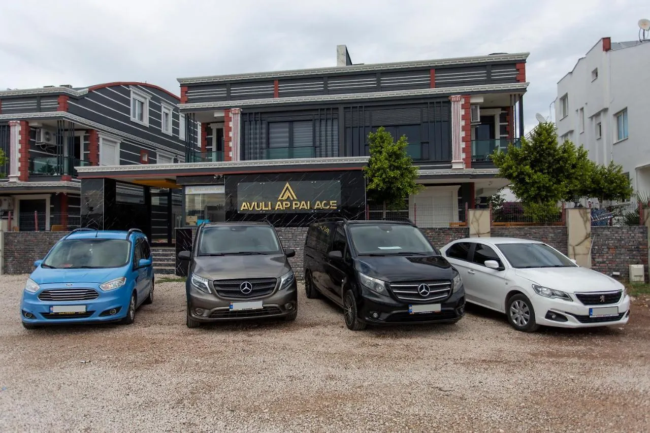 Апартаменты Avullar Palace Mit Pool In Анталья